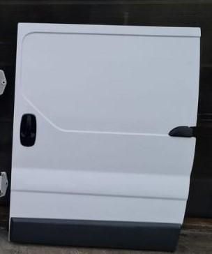 Usa culisanta stanga Renault Trafic 2