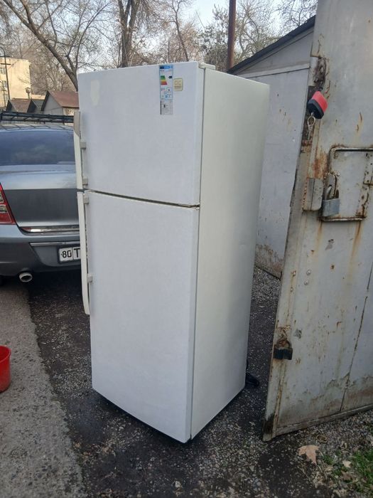 Продаётся холодильник