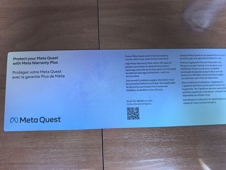 VR очила Meta Quest 3S, 128GB, бели
+ подарък US към EU адаптер