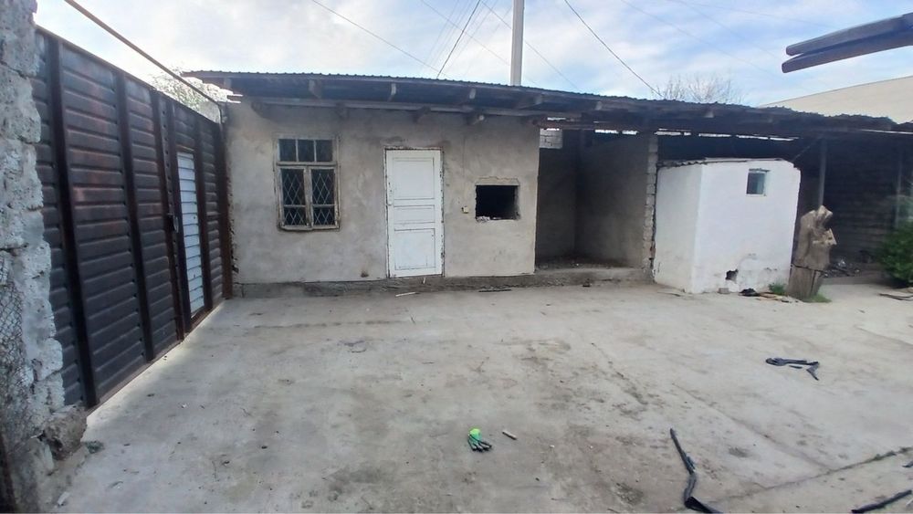 Sirdaryo shahar Shirin MFY da 5.50 sothli uchaska sotiladi