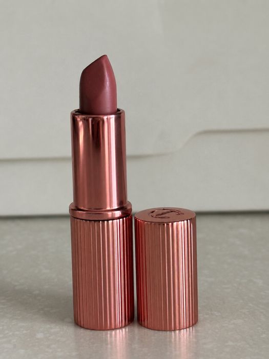 Миниатюрные помады Charlotte Tilbury
