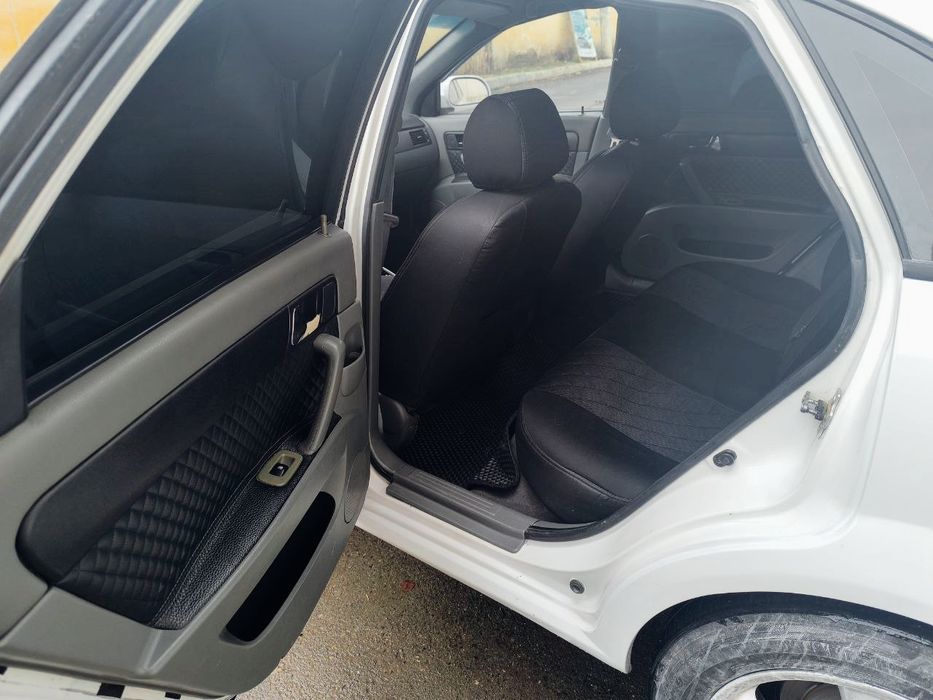 Продаётся!!! Срочно!!! Lacetti - 2008 года с газом.