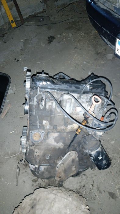 Двигатель пассат б3,Ауди 1.8