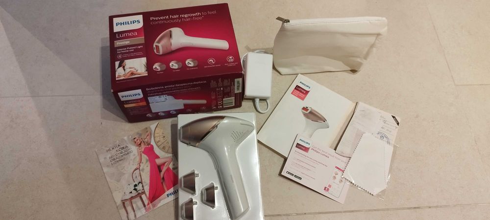 Фотоепилатор Philips Lumea Prestige BRI956/00 IPL за тяло, лице, бикини зоната и подмишниците