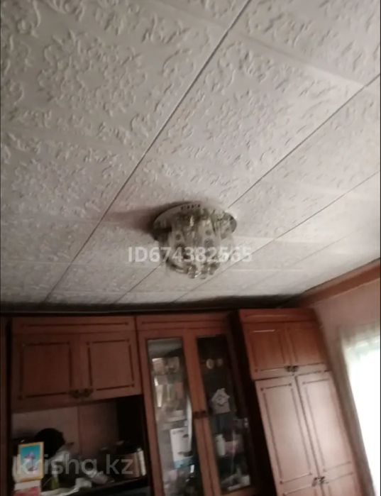 Продам два дома.