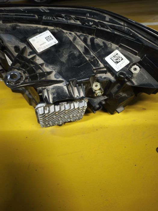 BMW 5 Series G60 G61  2024 фар