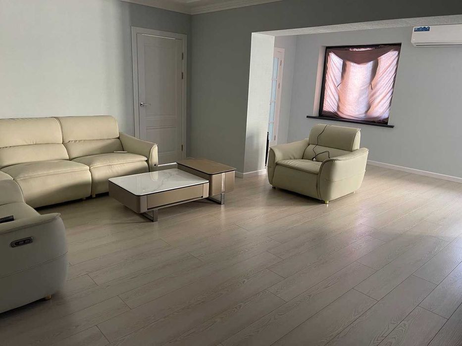 3комнатная квартира ремонт Спецплан Кирпич Лифт 107м2 Дархан КС