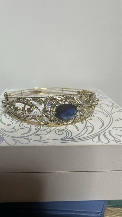 Золотой браслет с бриллиантоми