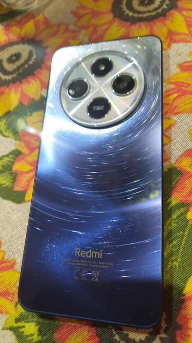 Телефон Xiaomi Hyper OS