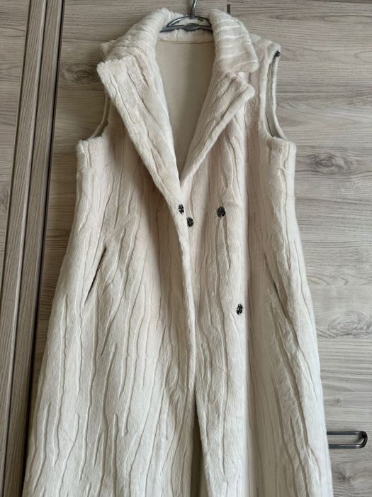 Продам без рукавку