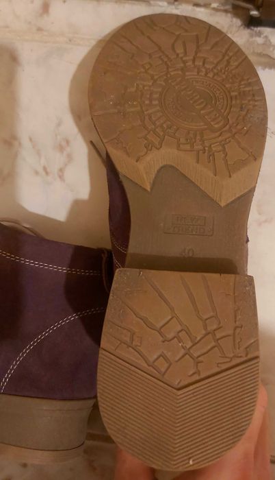 Дамски боти от естествен набук