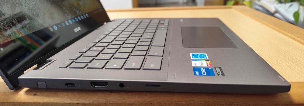 ASUS Chromebook Premium 2in1-Intel i5 1235u