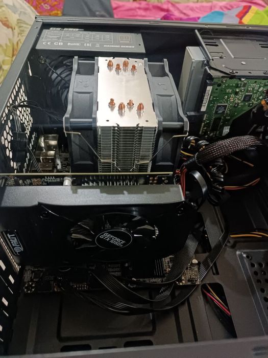 Игровой компьютер за 200$. Срочно!!!