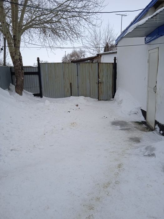 Продам двух комнатную квартиру