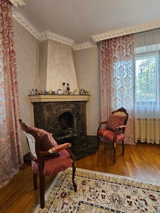 Продам дом 405 кв.м., Жуковского