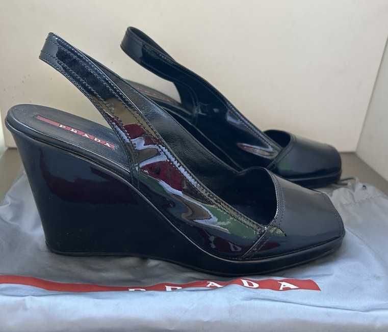 Елегантен сандал, Prada, Италия, размер 38.5