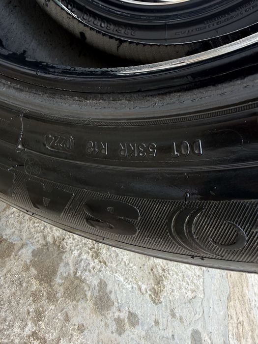 Покрышка на машину