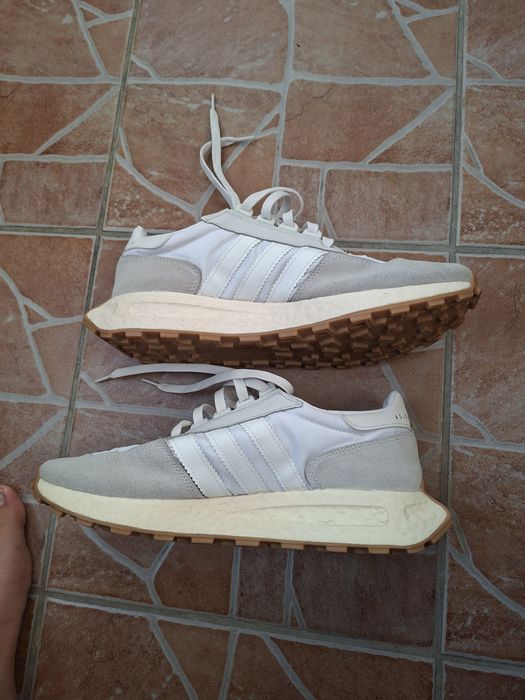 Маратонки Adidas 45