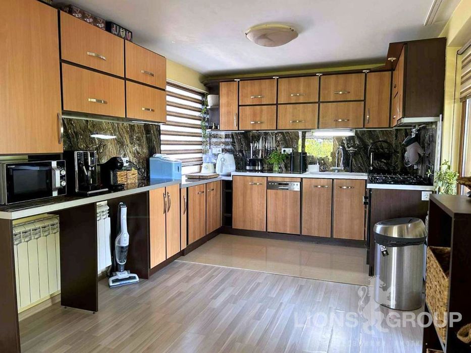 Къща в Варна, област-с.Здравец площ 150 цена 299000