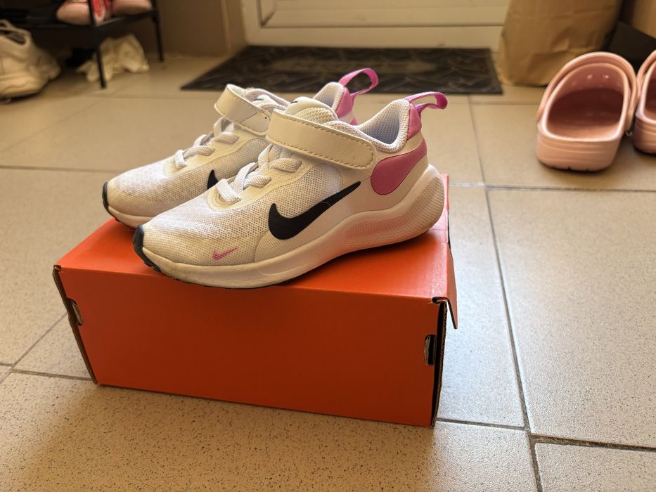Маратонки nike за момиче