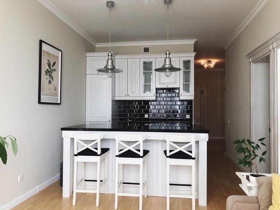 Дава се под наем Двустаен апартамент в София, Дружба 1 - 66 кв.м за 433.5 € - Снимка #1