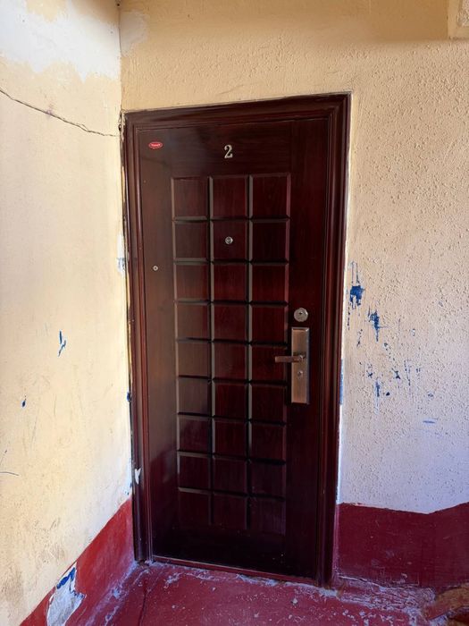 Продаётся 3 комнатная квартира