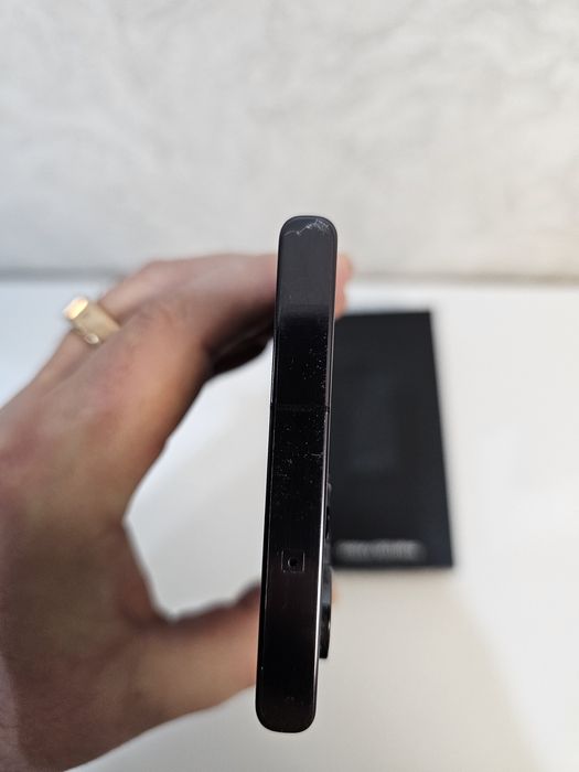 Продам самсунг galaxy S23 ultra