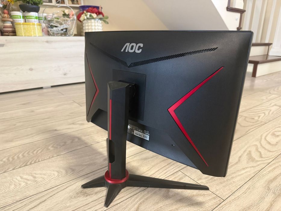Monitor AOC 24 inch 1 ms 165 hz Full HD