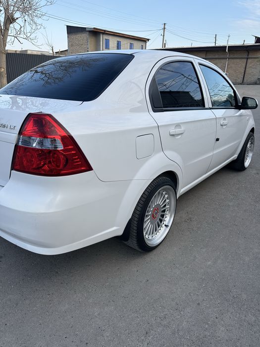 -/(-NExia 3  2-yevro ekspert variant