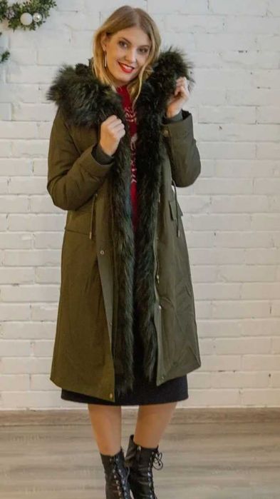 Парка зимняя женская