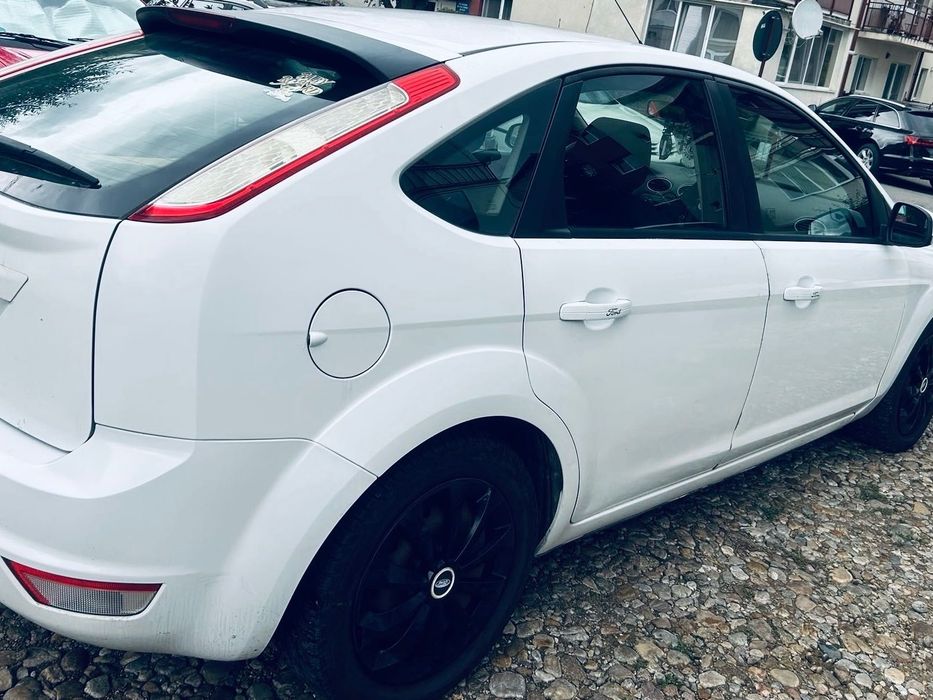 FORD Focus 2011 — imagine 3
