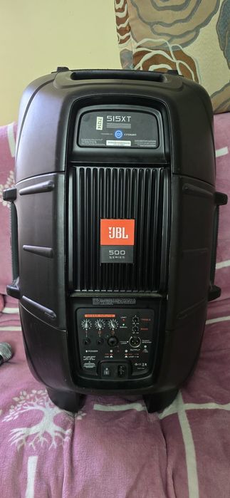 Vând boxă JBL activă