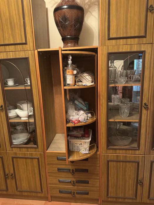 Советская качественная стенка, в идеальном состоянии с баром