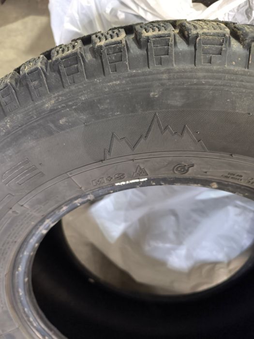 Зимни гуми MAXXIS 265/65 R17 4 броя