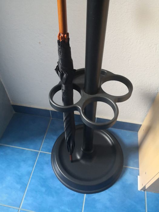 Cuier din metal si plastic