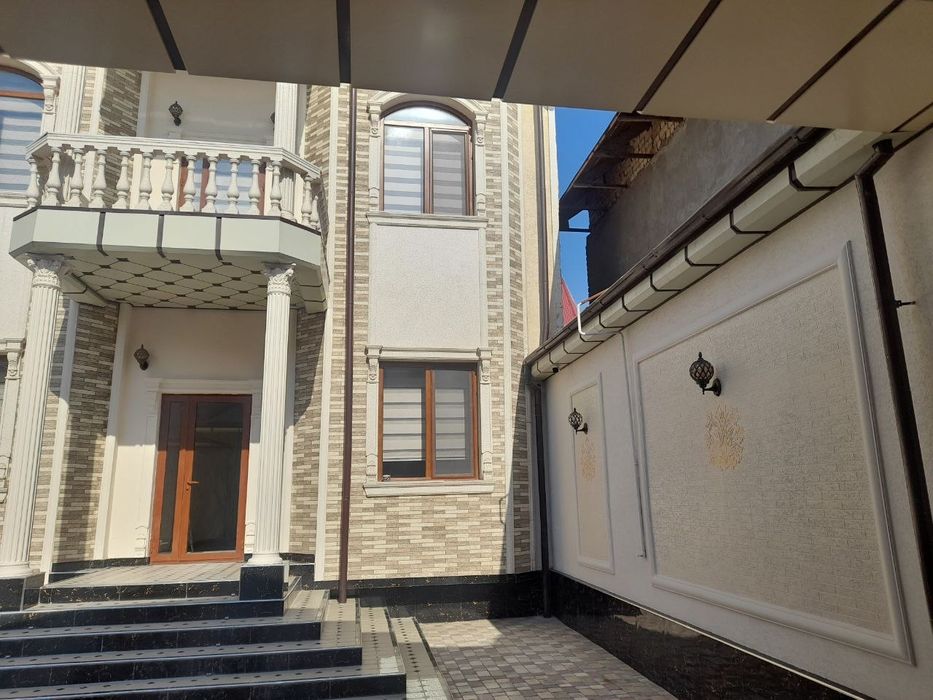 Uchaska sotiladi yunusabod