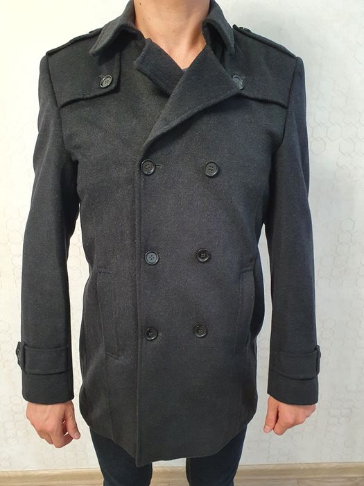 Продам пальто Centone