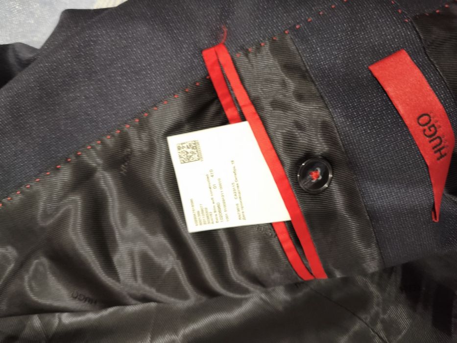 Sacou HUGO BOSS – Nou cu etichetă – 100% lână virgină