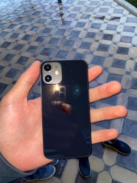 Iphone 12 mini blue