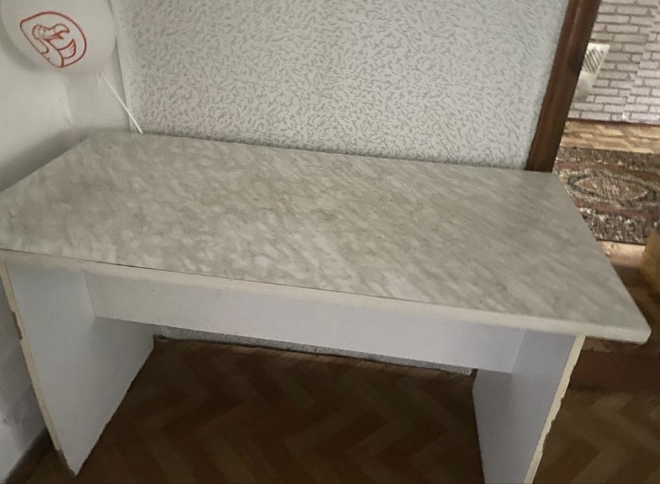 Срочно продам стол из-за переезда!!!