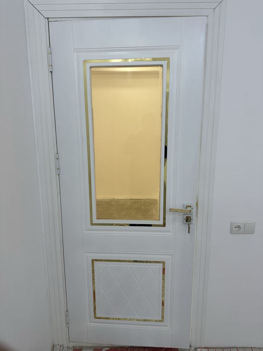 Эшик сотилади 7та