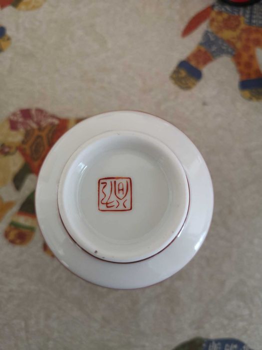 Винтидж Японска чаша Кутани, чиния с принт цветя и още