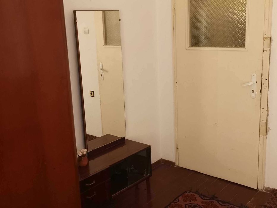 Дава се под наем  в Велико Търново, Акация - 25 кв.м за 76.5 € - Снимка #3