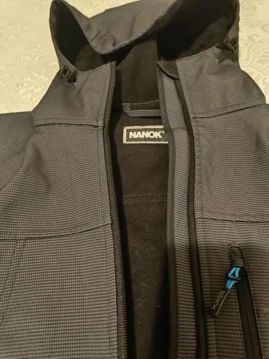 Geaca cu glugă Nanok