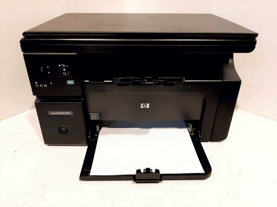 МФУ лазерное HP LaserJet Pro M1132 MFP