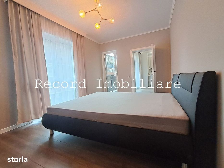 Apartament 2 camere, et.1, lift, parcare str.Eroilor, Floresti