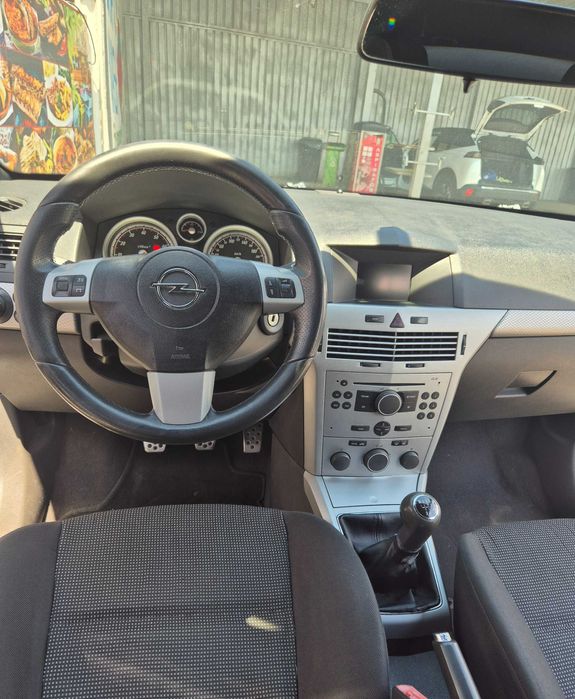 Autoturism personal.Bine întreținut.Km reali!