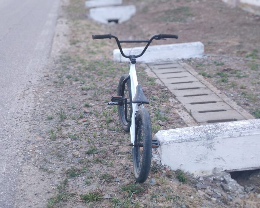 Vand BMX  in stare bună