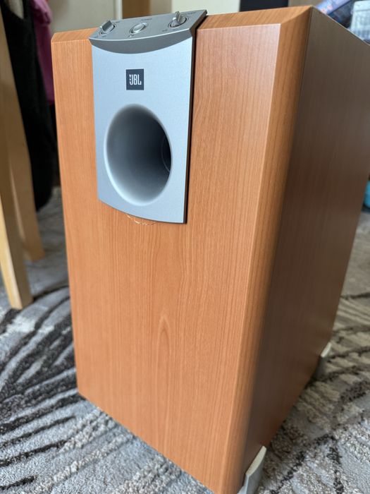 JBL SUB-178 8”  Subwoofer