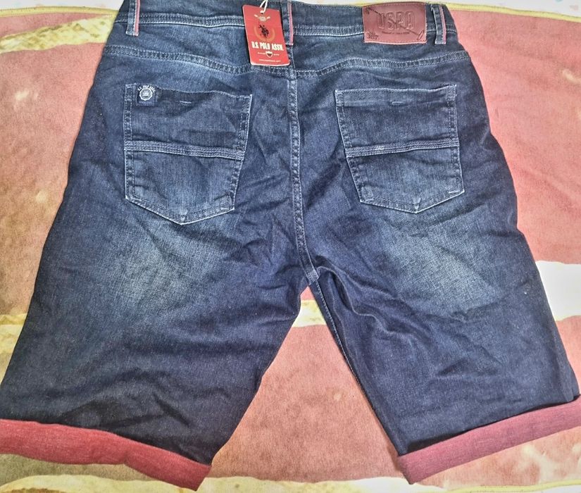 Vand blugi barbati (America)